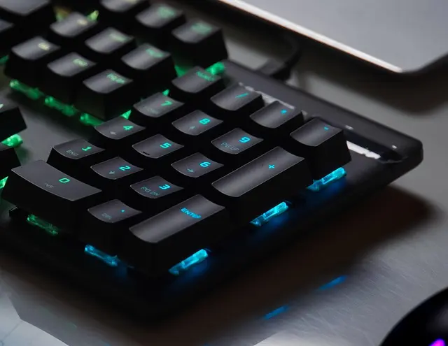 Die 7 spannendsten Gaming-Gadgets für kreative Spielabende